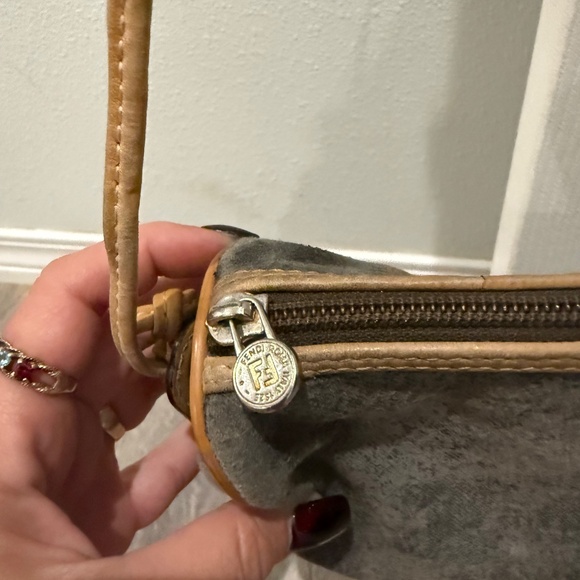 Authentic Fendi bag. Gray suede and leather lining and trim - Picture 3 of 8